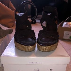 Women’s shoes